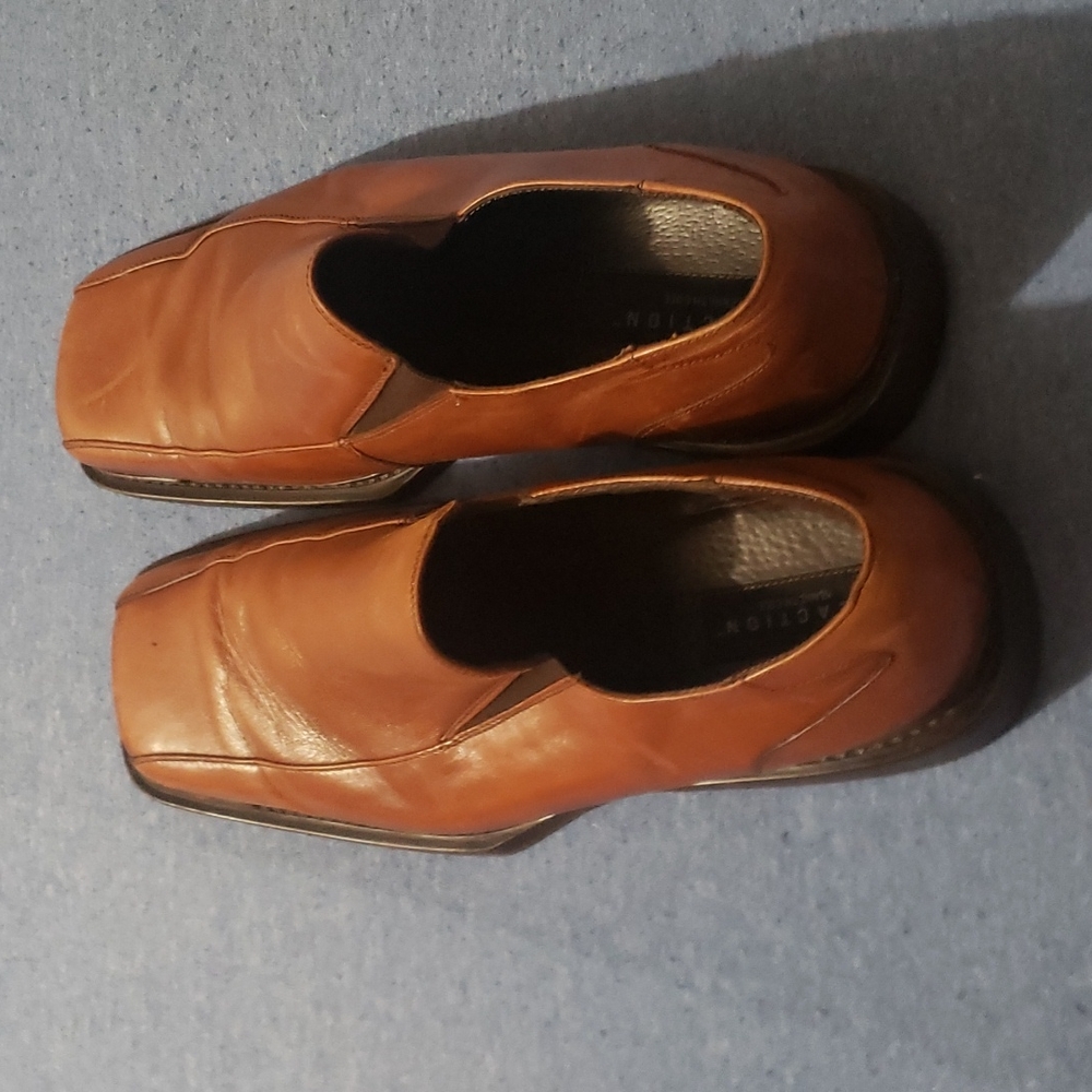 Kenneth Cole shoes